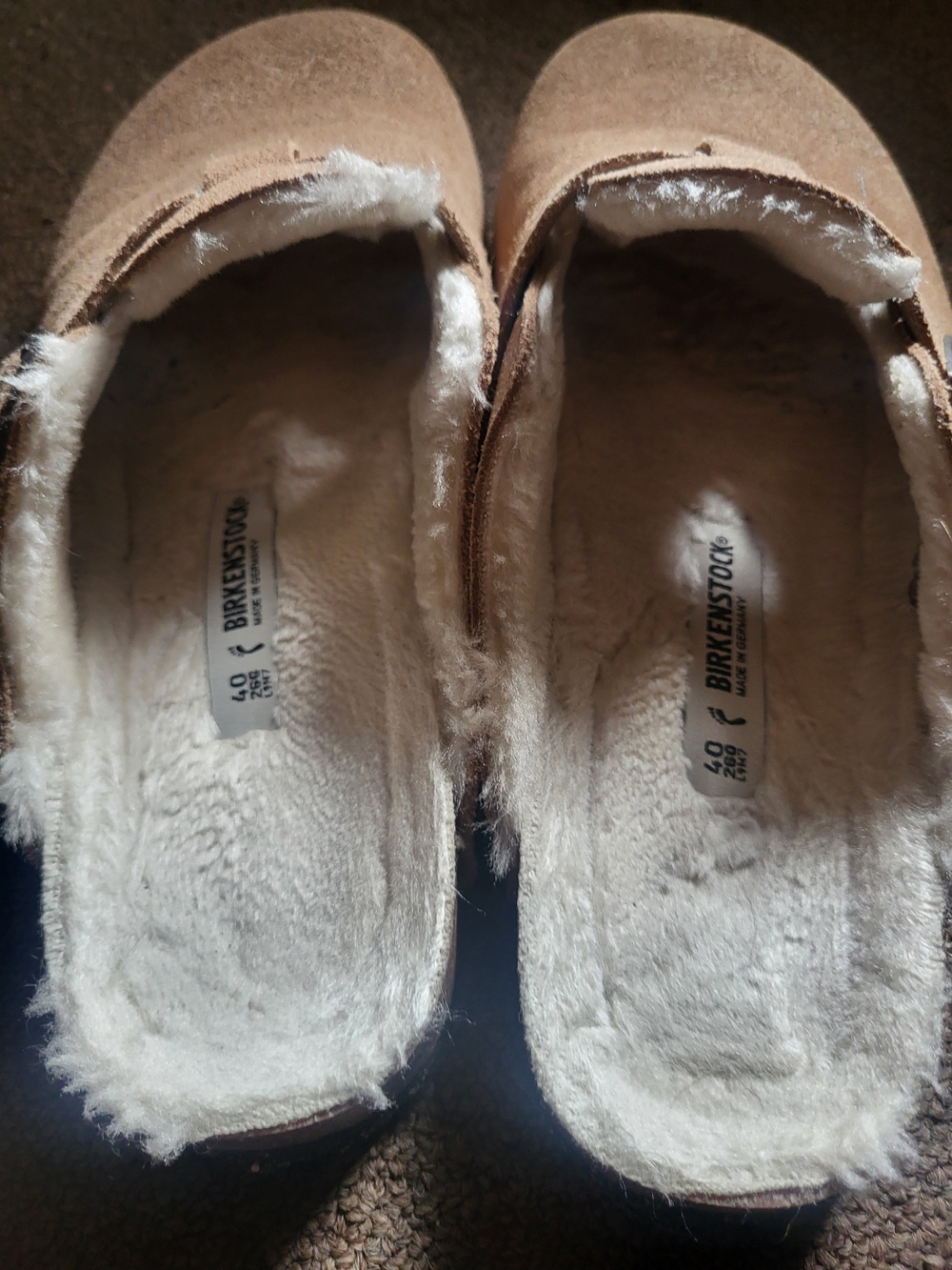 Birkenstock Suede Tan~Shearling Lined~Mule Clogs~Size 40. - Picture 7 of 13